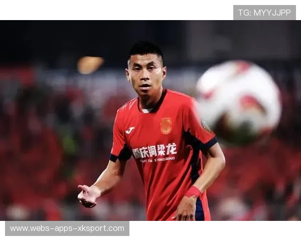 黄希扬回归助重庆冲中超,燃起希望之火